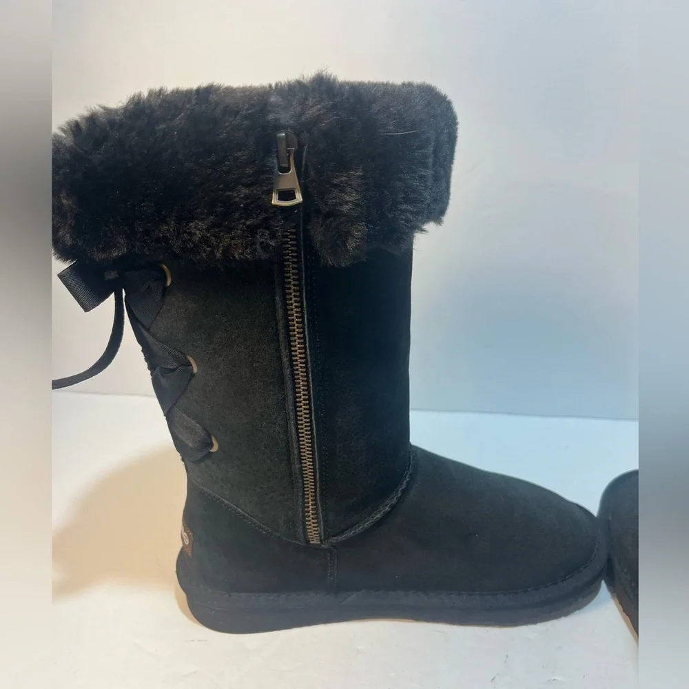 LAMO Adele Tall Black Boots Suede Women’s Sz 7 Bow Accent/Zipper Faux Fur NWOB